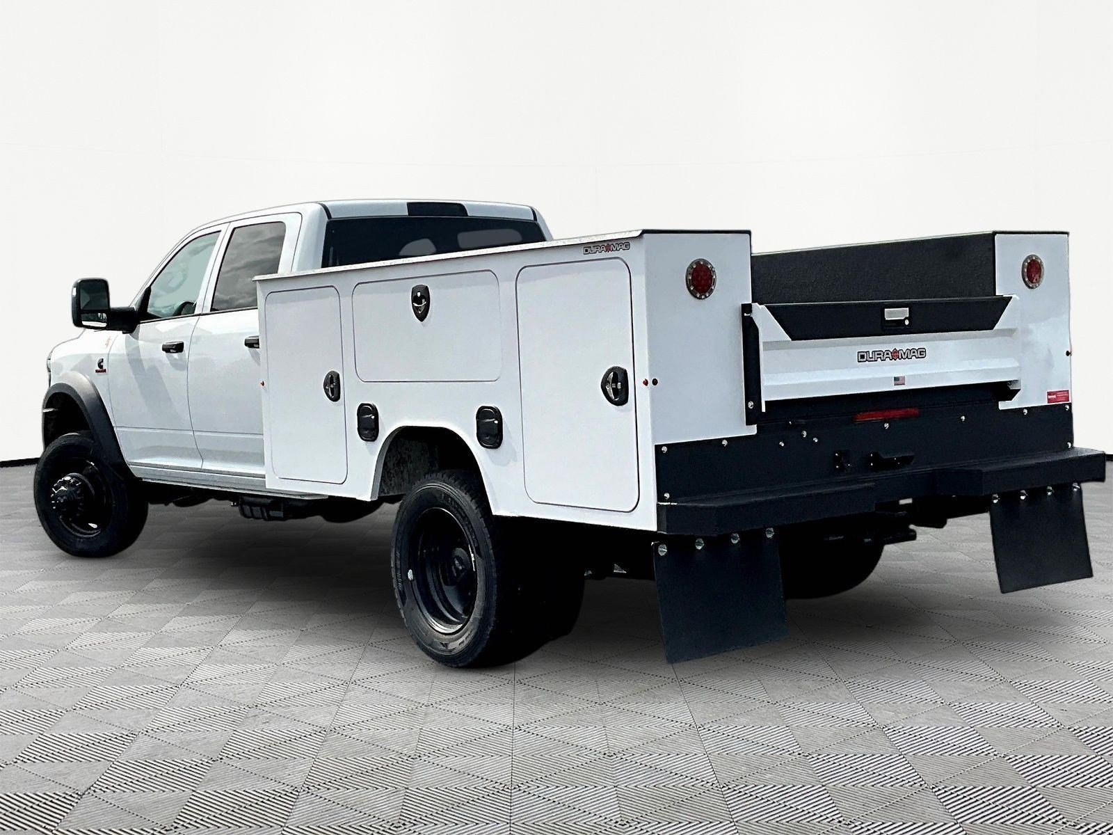 New 2026 RAM 4500 Tradesman AWD/4WD image 3