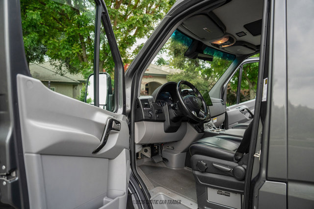 Used 2017 Mercedes-Benz Sprinter 3500 image 20