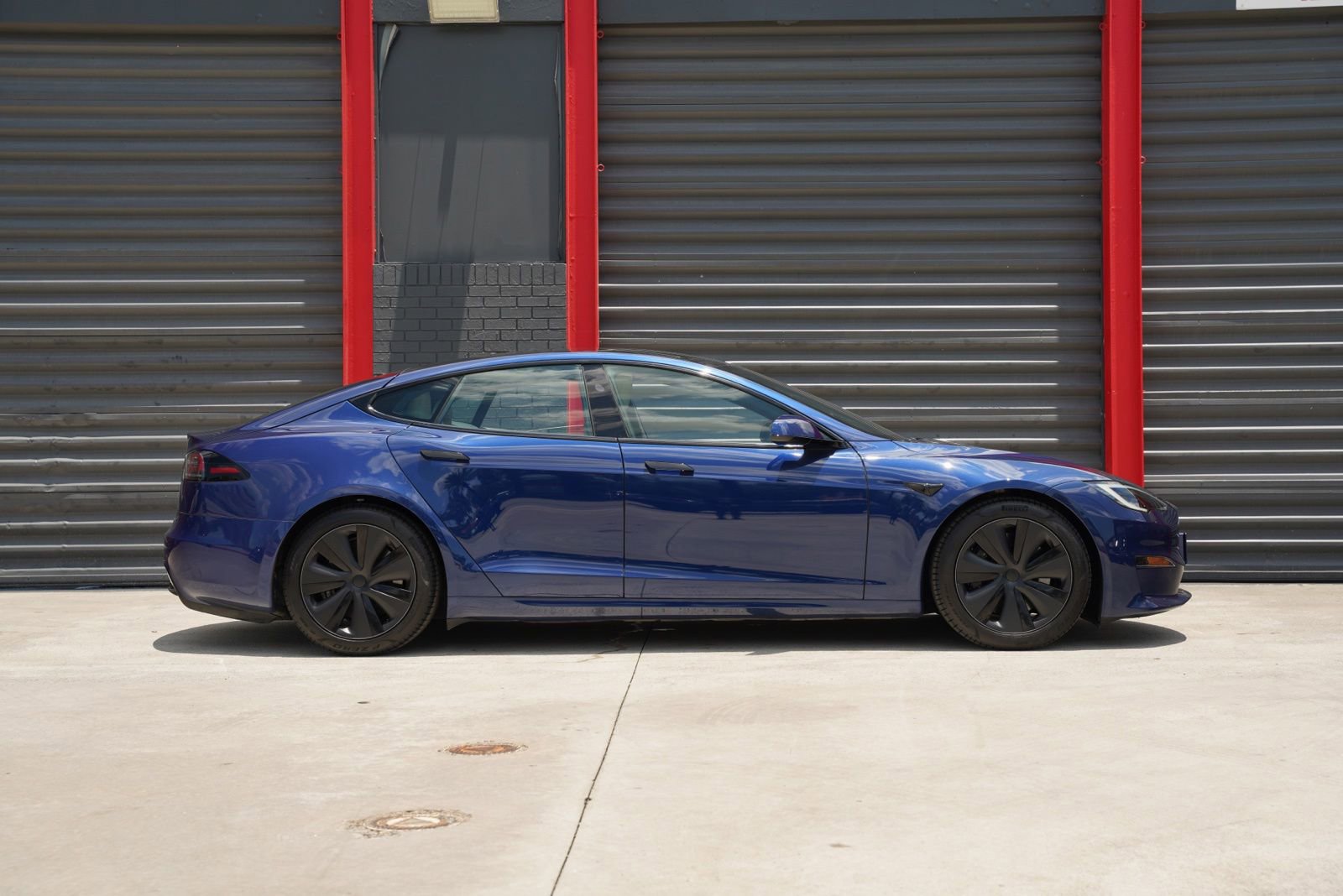 Used 2023 Tesla Model S AWD/4WD image 5