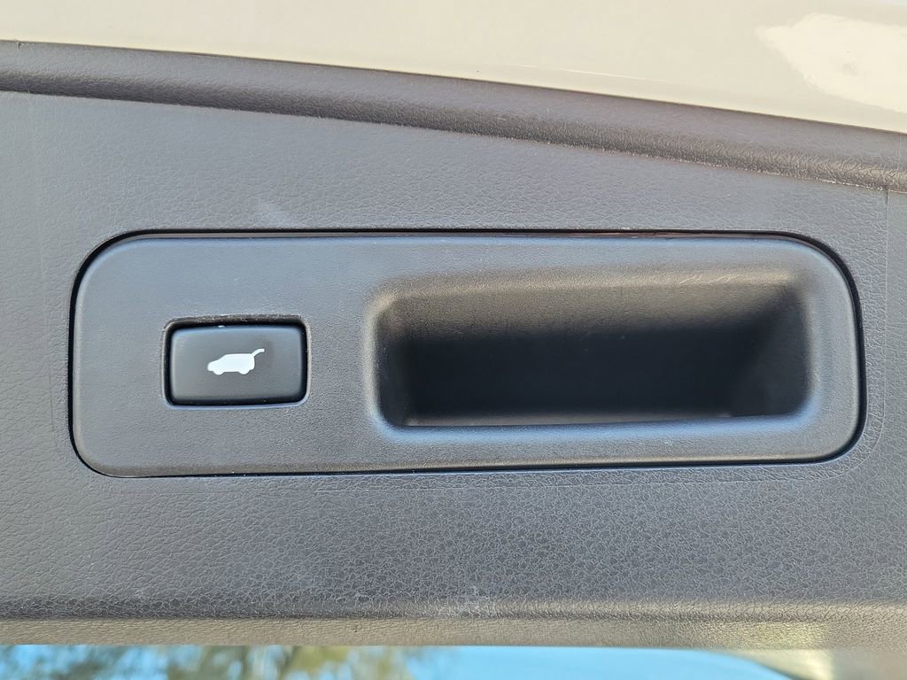 Used 2018 Acura MDX FWD w/ Technology Package image 11