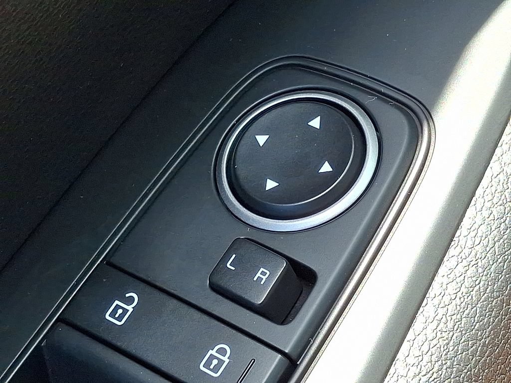 Used 2023 Kia Forte LXS FWD image 25