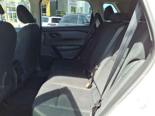 Used 2024 Nissan Rogue S AWD/4WD image 10