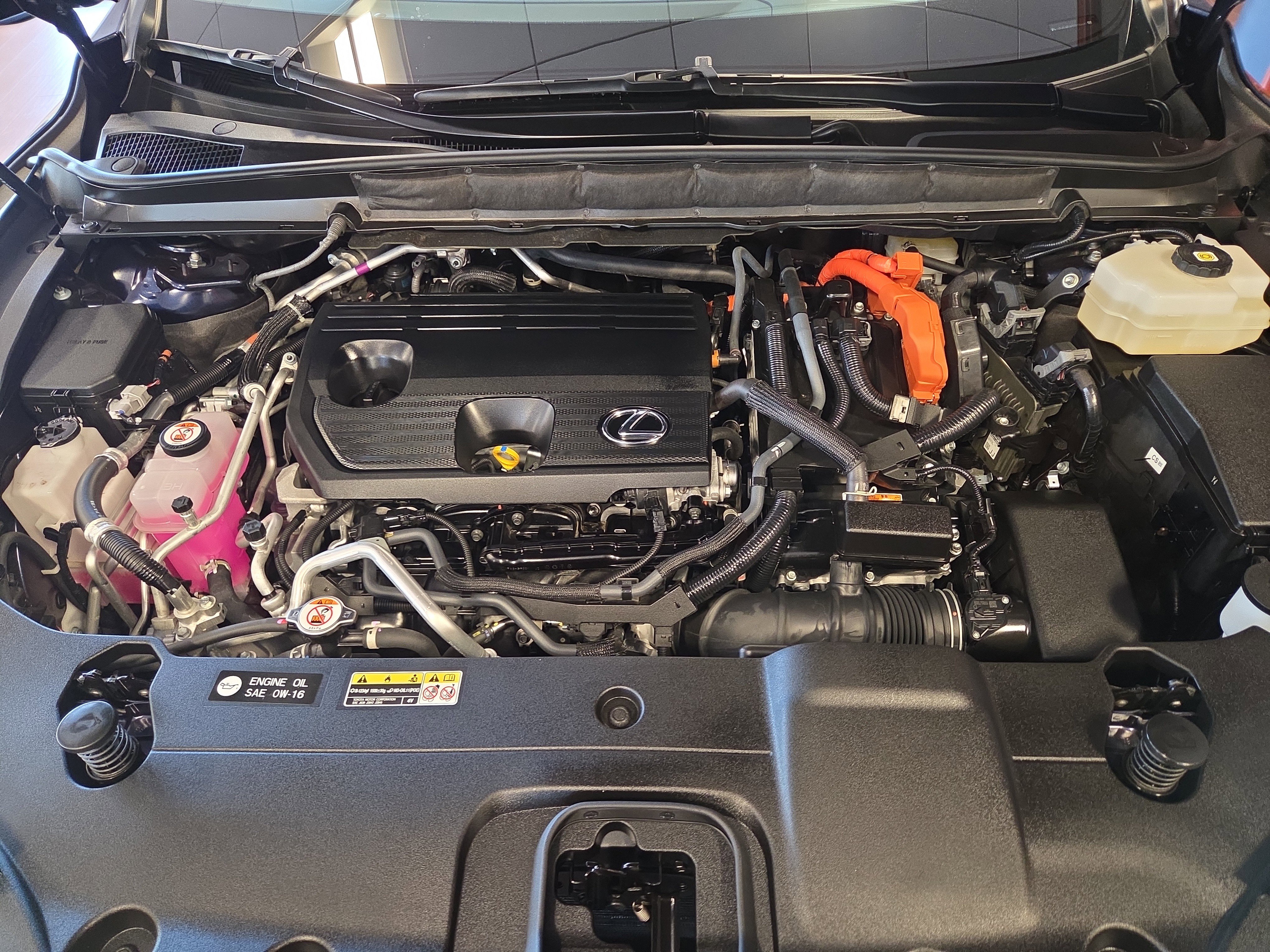 Certified 2025 Lexus RX 450h AWD w/ Convenience Package image 36