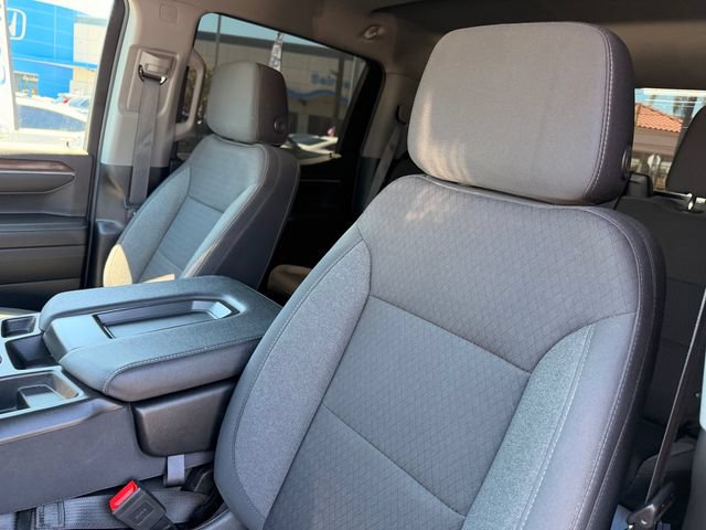 Used 2024 Chevrolet Silverado 1500 LT AWD/4WD image 9