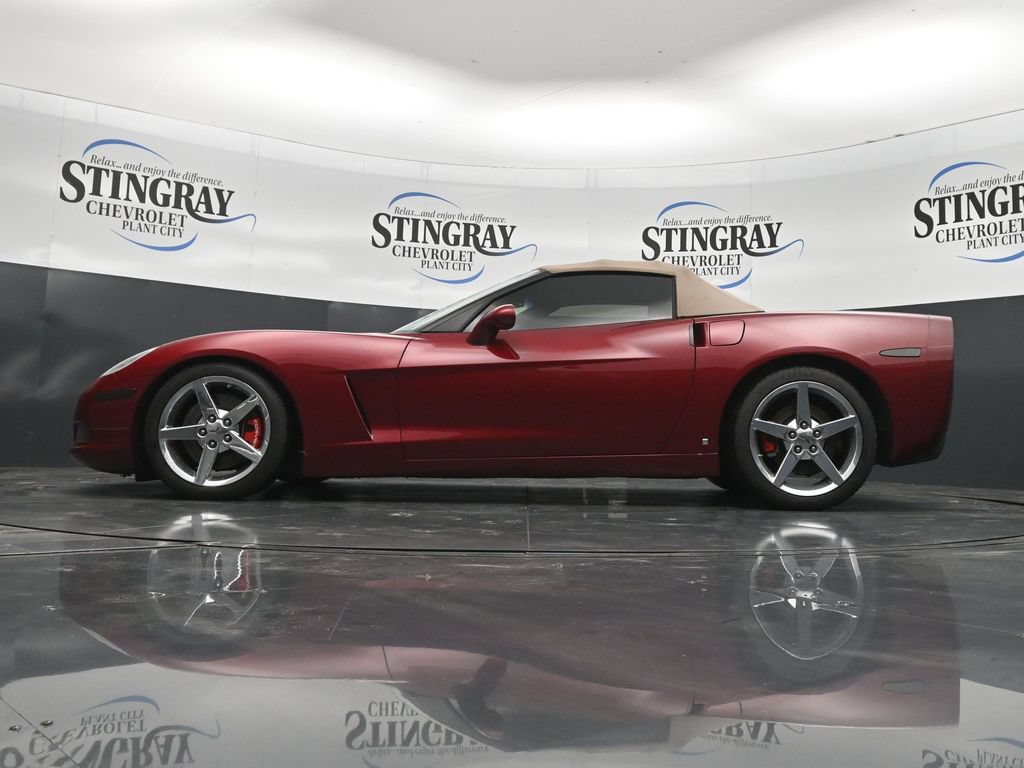Used 2006 Chevrolet Corvette Convertible w/ Preferred Equipment Group RWD image 29