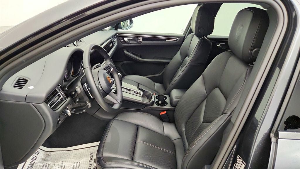 Used 2024 Porsche Macan S w/ Premium Plus Package AWD/4WD image 20