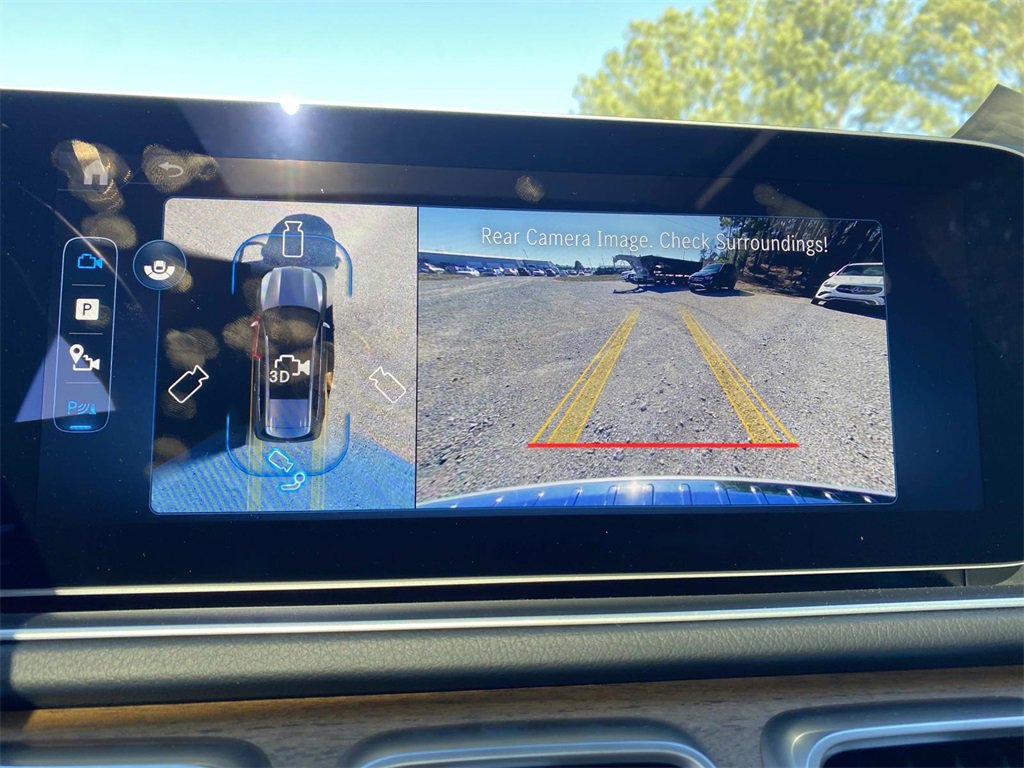 Used 2025 Mercedes-Benz GLS 450 4MATIC image 21