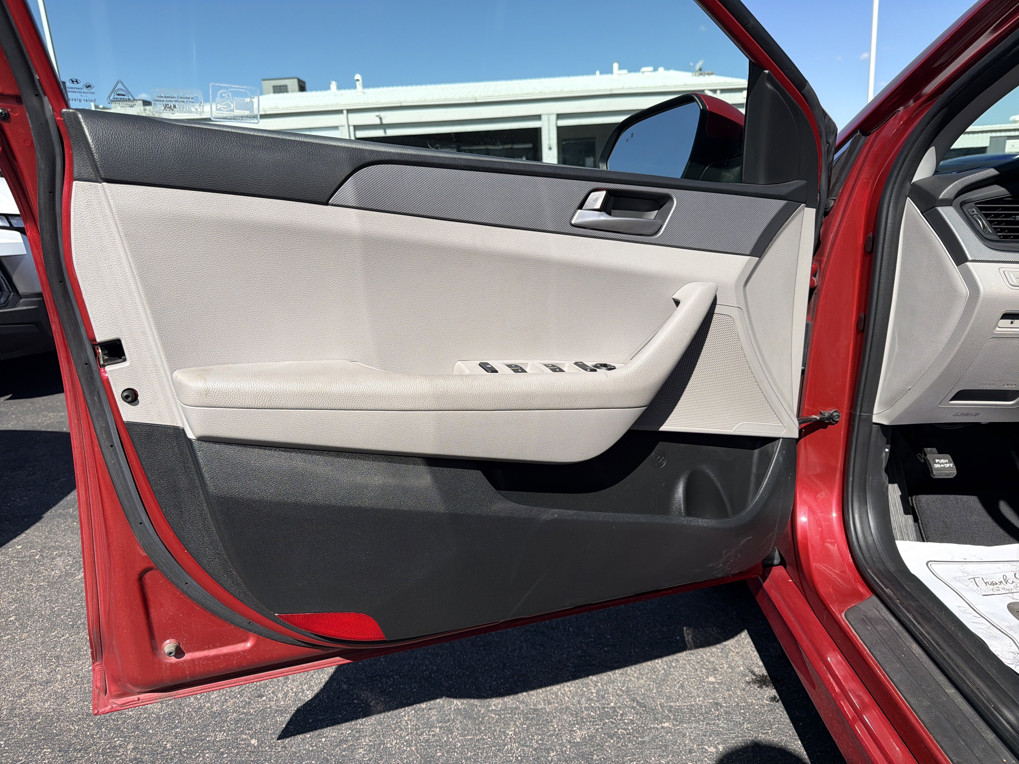 Used 2018 Hyundai Sonata SE FWD image 18