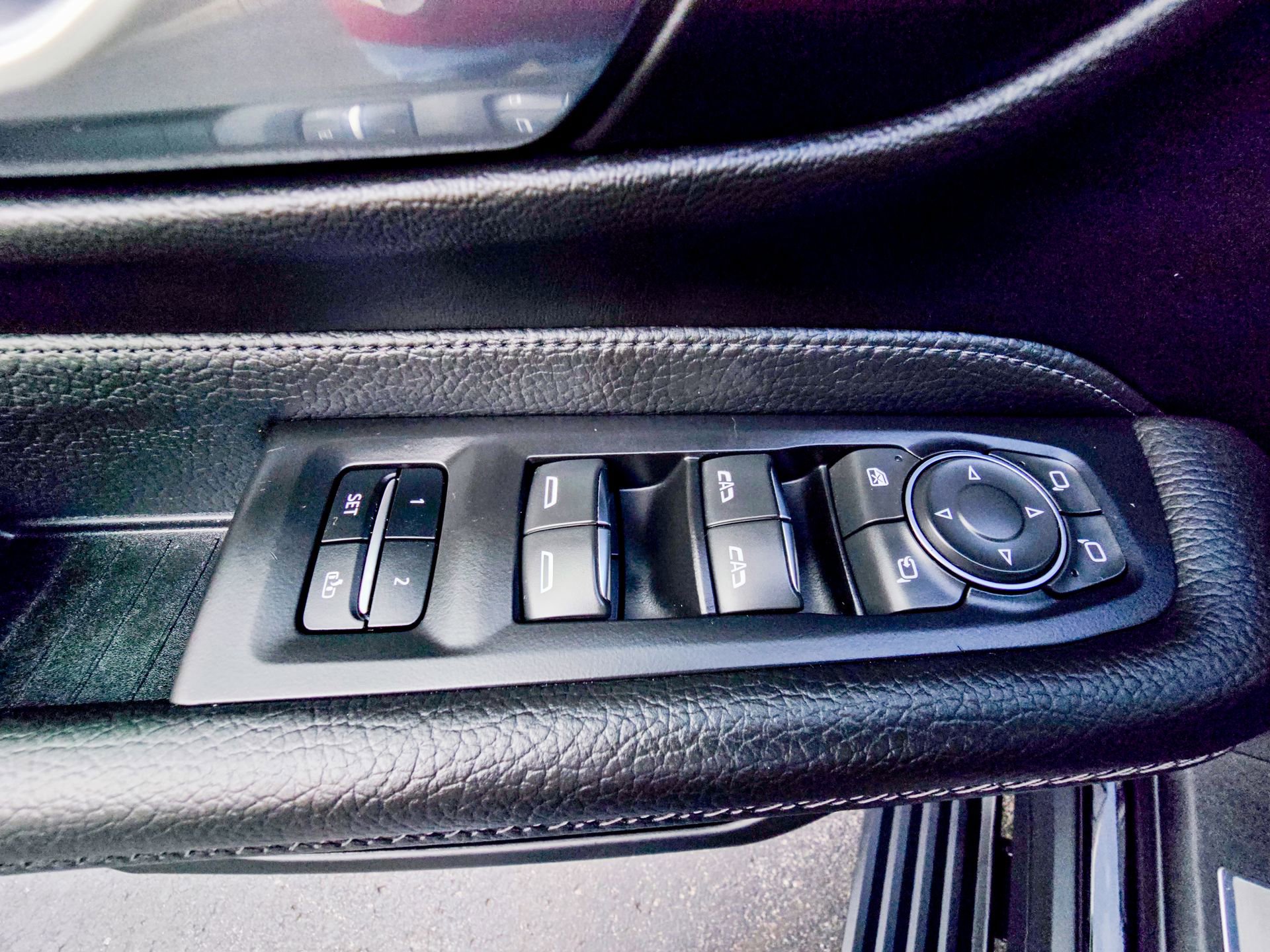 Used 2023 GMC Yukon XL Denali w/ Max Trailering Package image 12