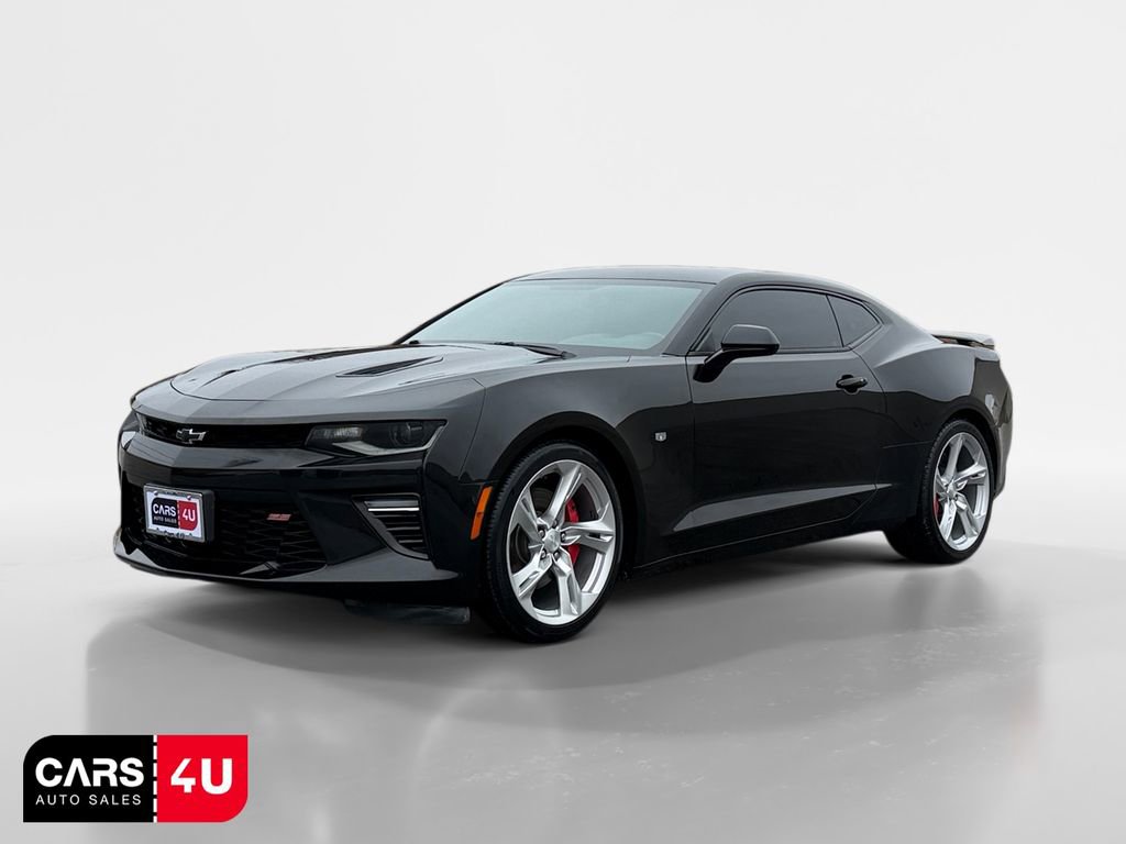 Used 2017 Chevrolet Camaro SS image 3