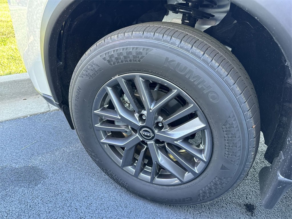 New 2026 Nissan Rogue S image 16