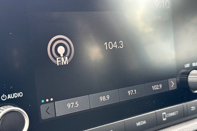 Used 2025 Honda CR-V LX image 26