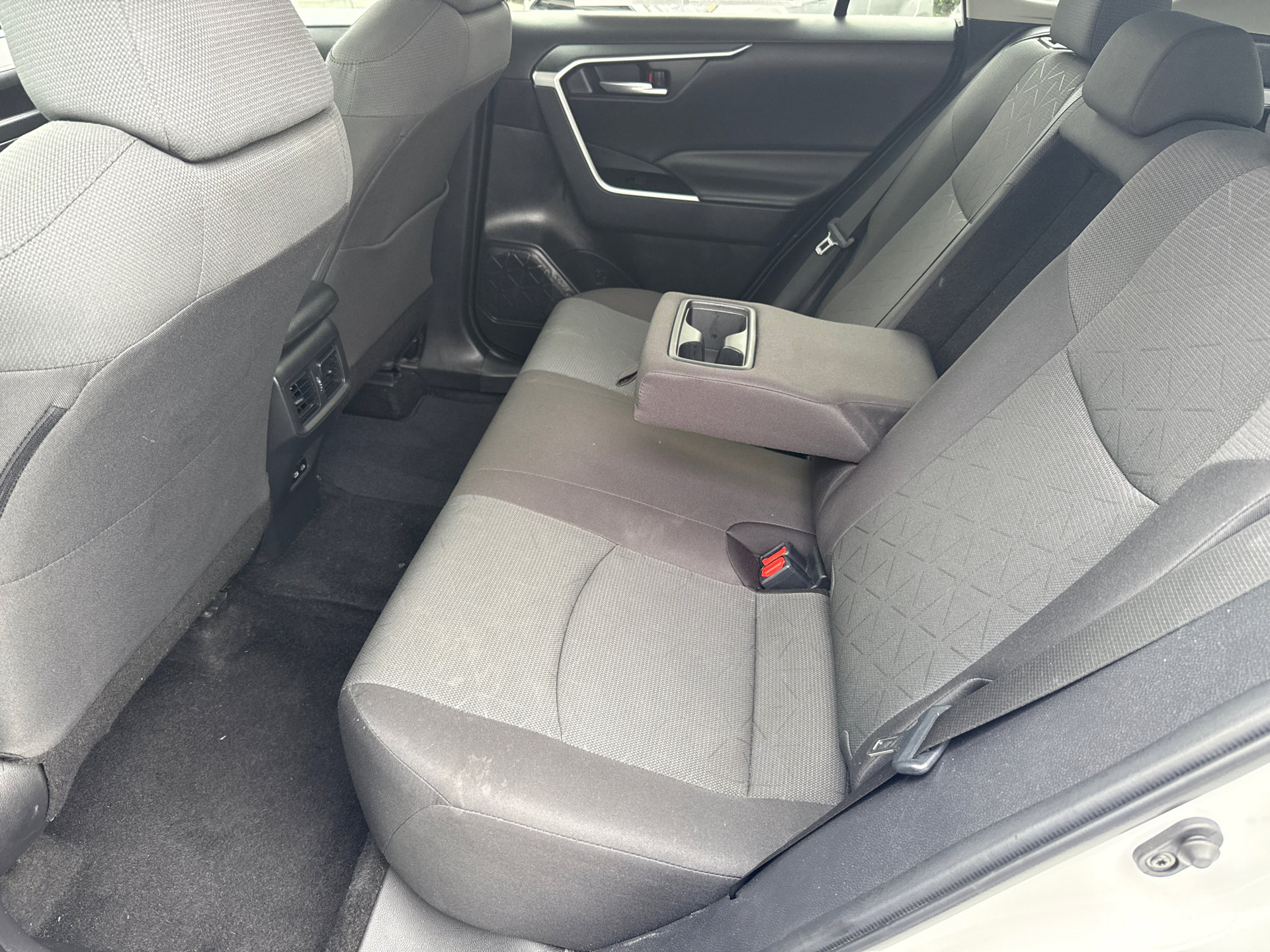 Certified 2024 Toyota RAV4 XLE FWD image 18