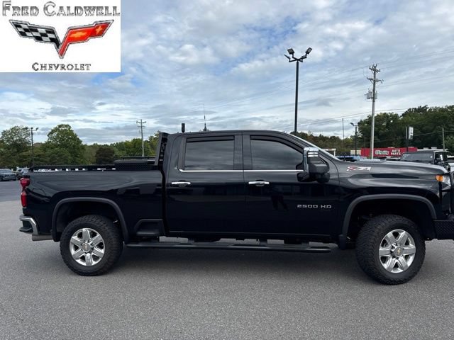 Used 2022 Chevrolet Silverado 2500 LTZ w/ LTZ Convenience Package AWD/4WD image 2