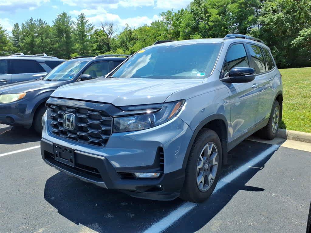 Certified 2022 Honda Passport TrailSport image 2