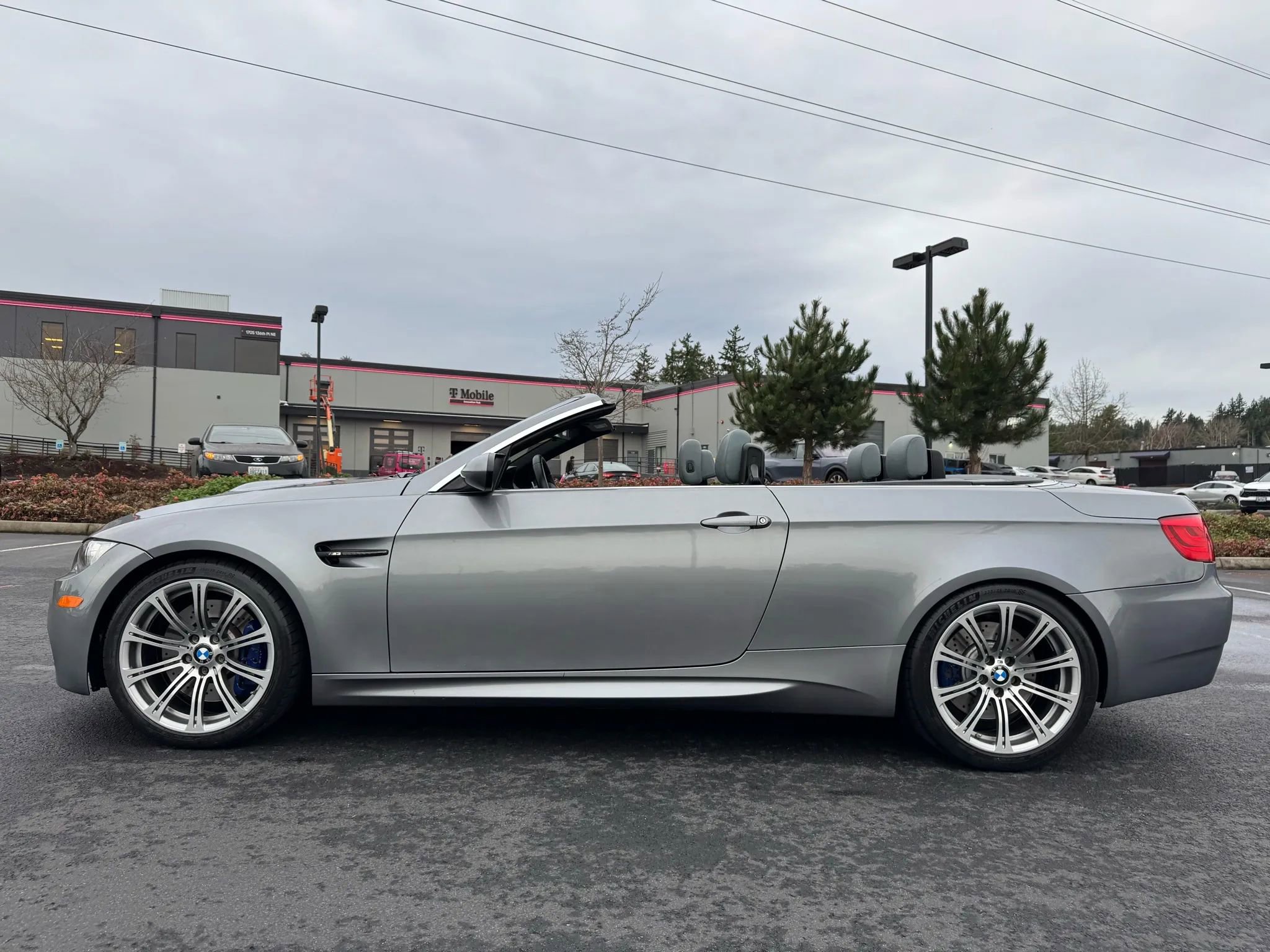 Used 2009 BMW M3 Convertible image 9