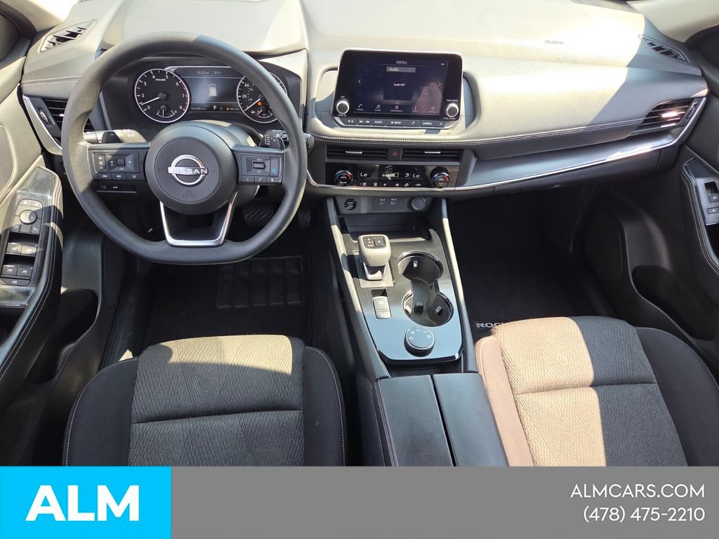 Used 2024 Nissan Rogue SV AWD/4WD image 10