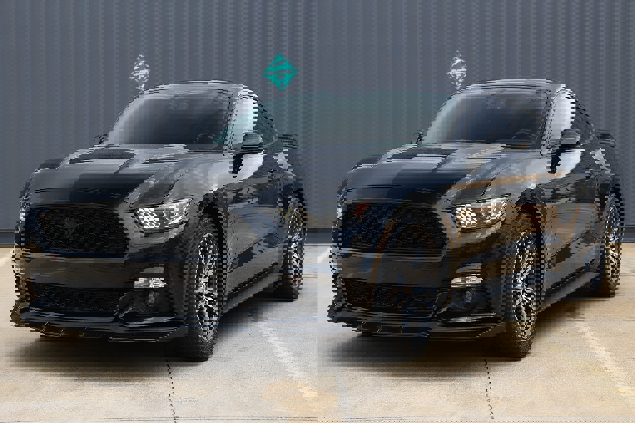 Used 2017 Ford Mustang Premium image 4