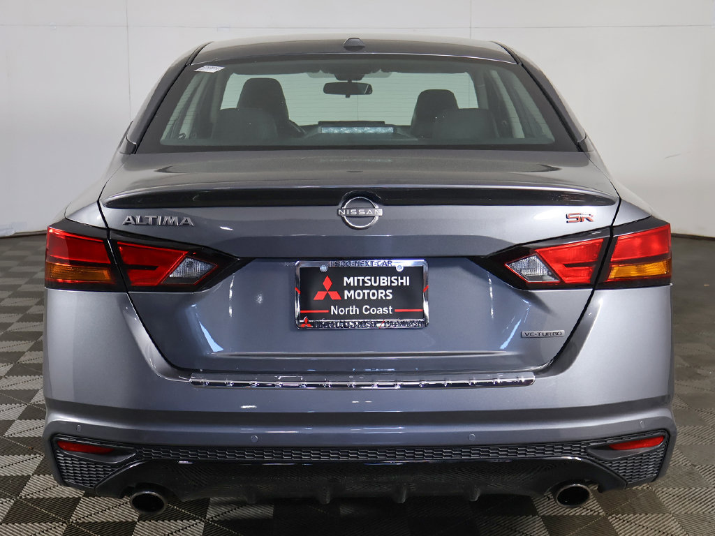 Used 2023 Nissan Altima 2.0 SR FWD image 14