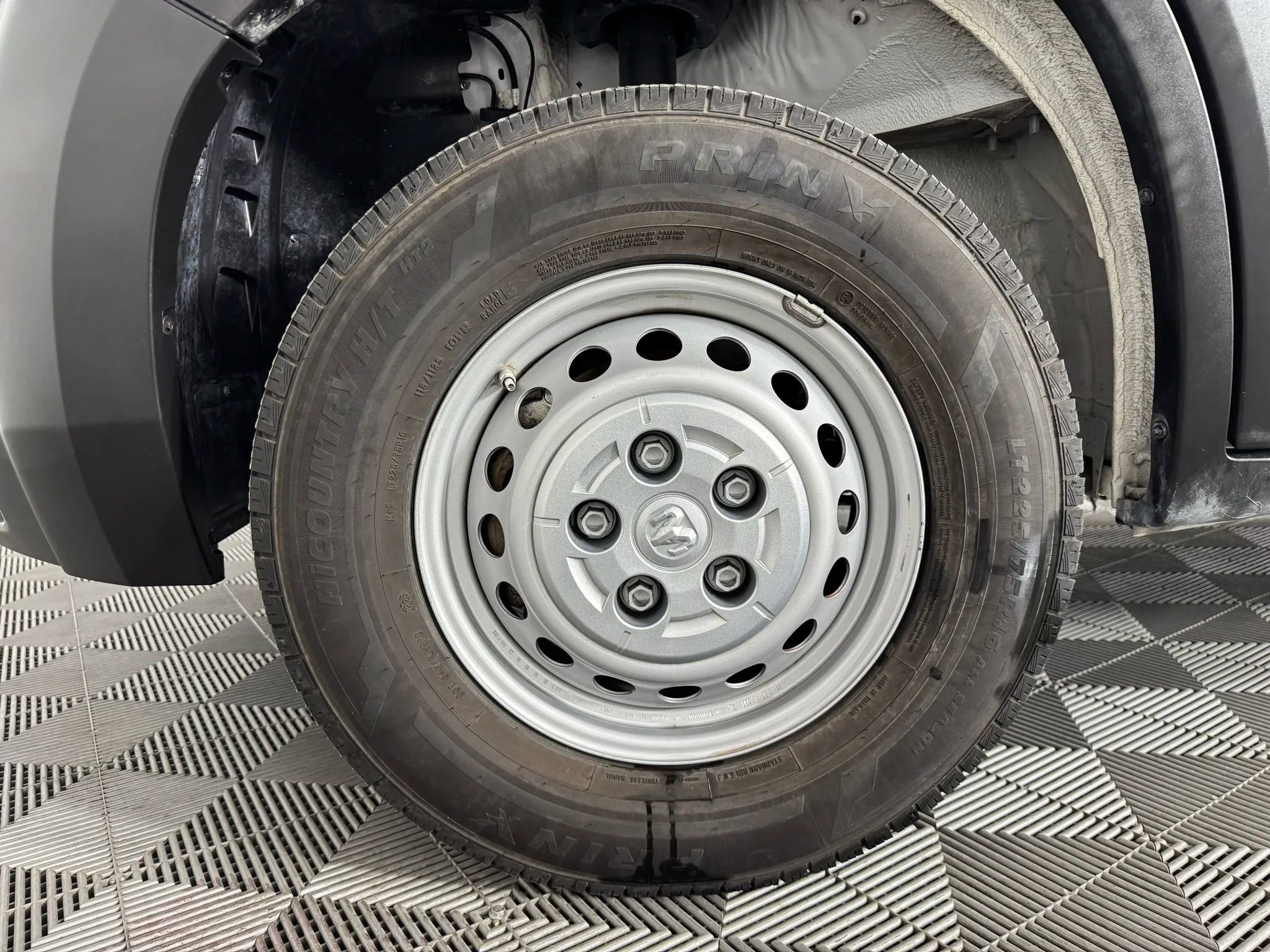 Used 2025 RAM ProMaster 3500 w/ Convenience Group image 37