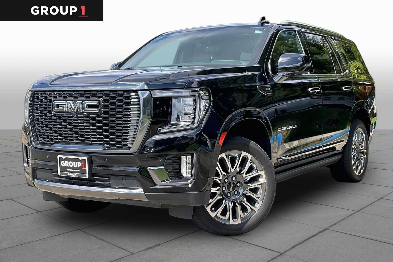 Used 2024 GMC Yukon Denali Ultimate AWD/4WD image 1