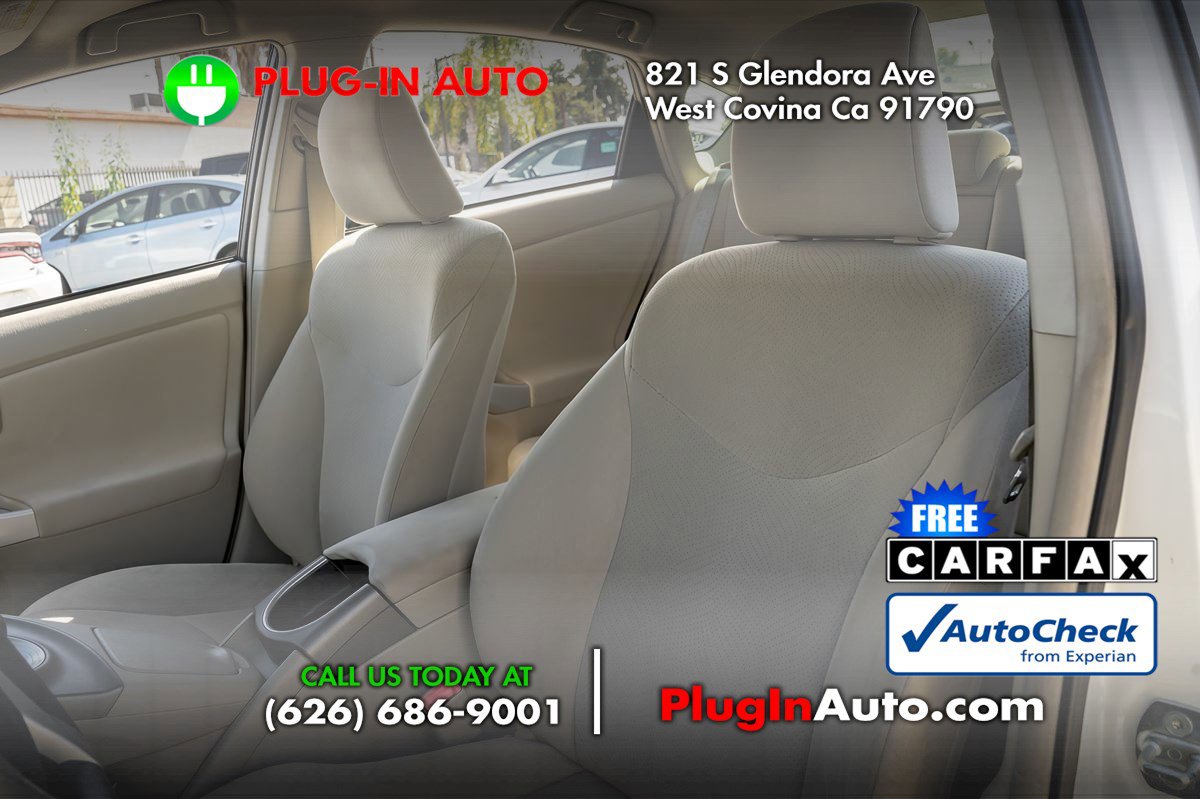 Used 2012 Toyota Prius Two image 8