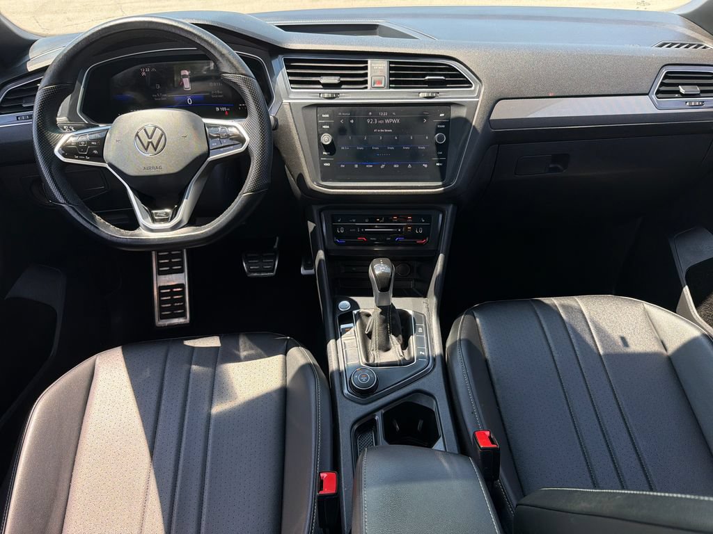 Certified 2023 Volkswagen Tiguan SE R-Line AWD/4WD image 20