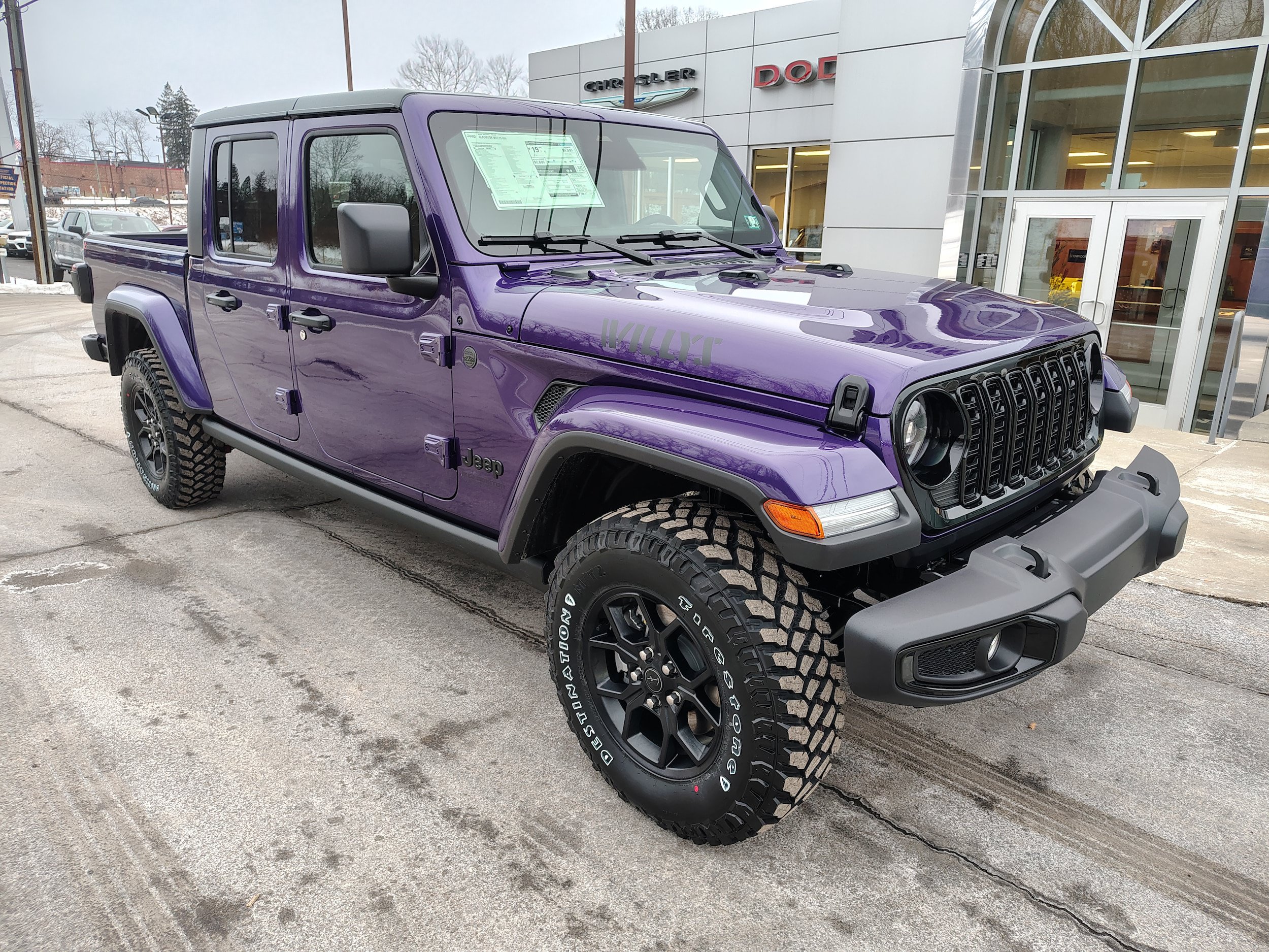 New 2026 Jeep Gladiator Sport AWD/4WD image 2