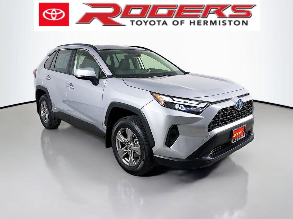 Used 2023 Toyota RAV4 XLE w/ Convenience Package image 1
