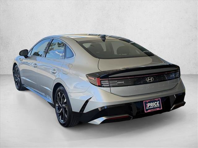 Used 2025 Hyundai Sonata SEL FWD image 3