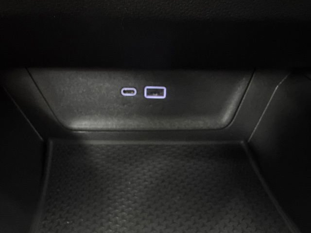 Used 2025 Chevrolet Equinox LT w/ Convenience Package II FWD image 20