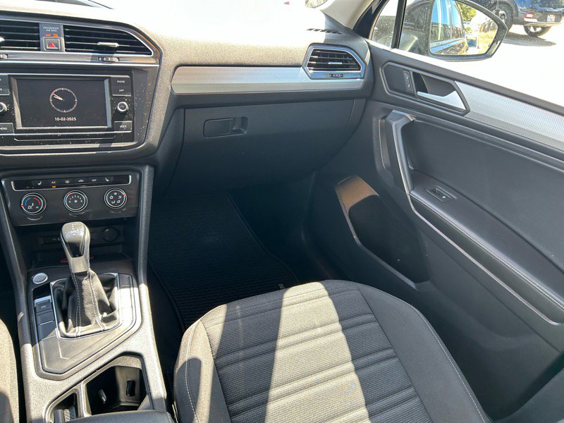 Used 2022 Volkswagen Tiguan S image 13