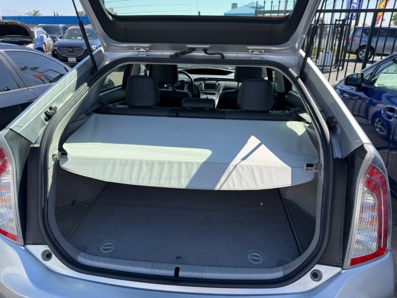 Used 2012 Toyota Prius Four FWD image 15