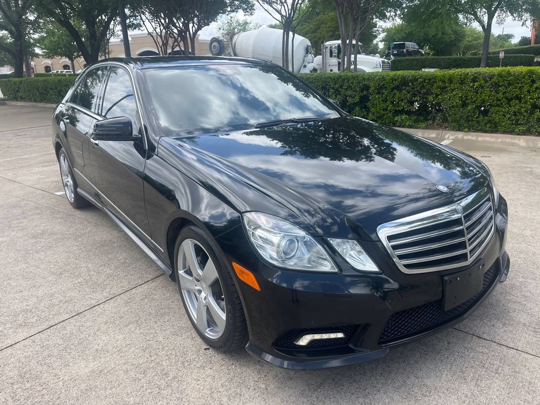 Used 2010 Mercedes-Benz E 350 Sedan image 2