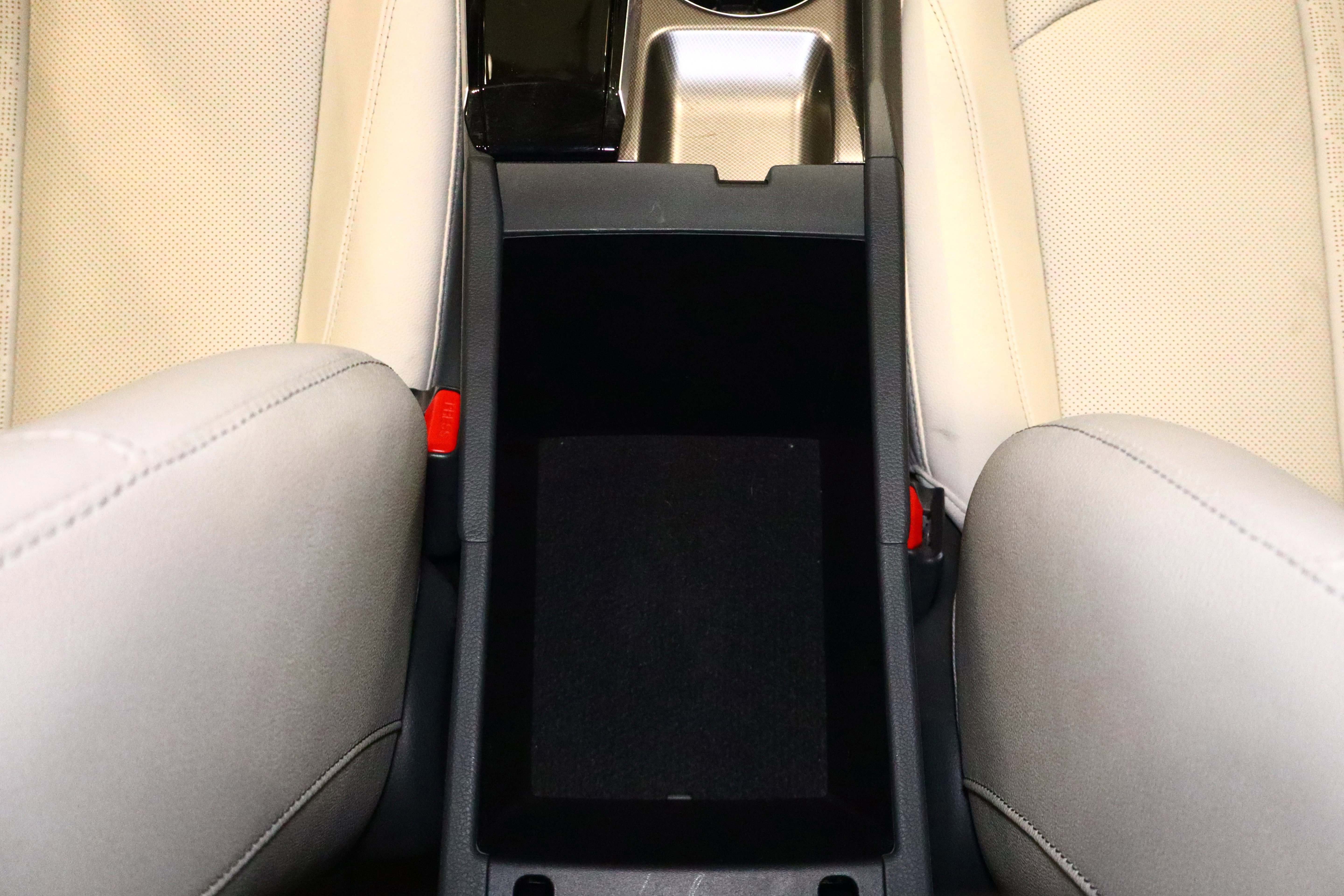 Used 2023 Hyundai Sonata Limited w/ Preferred Accessory Package image 28