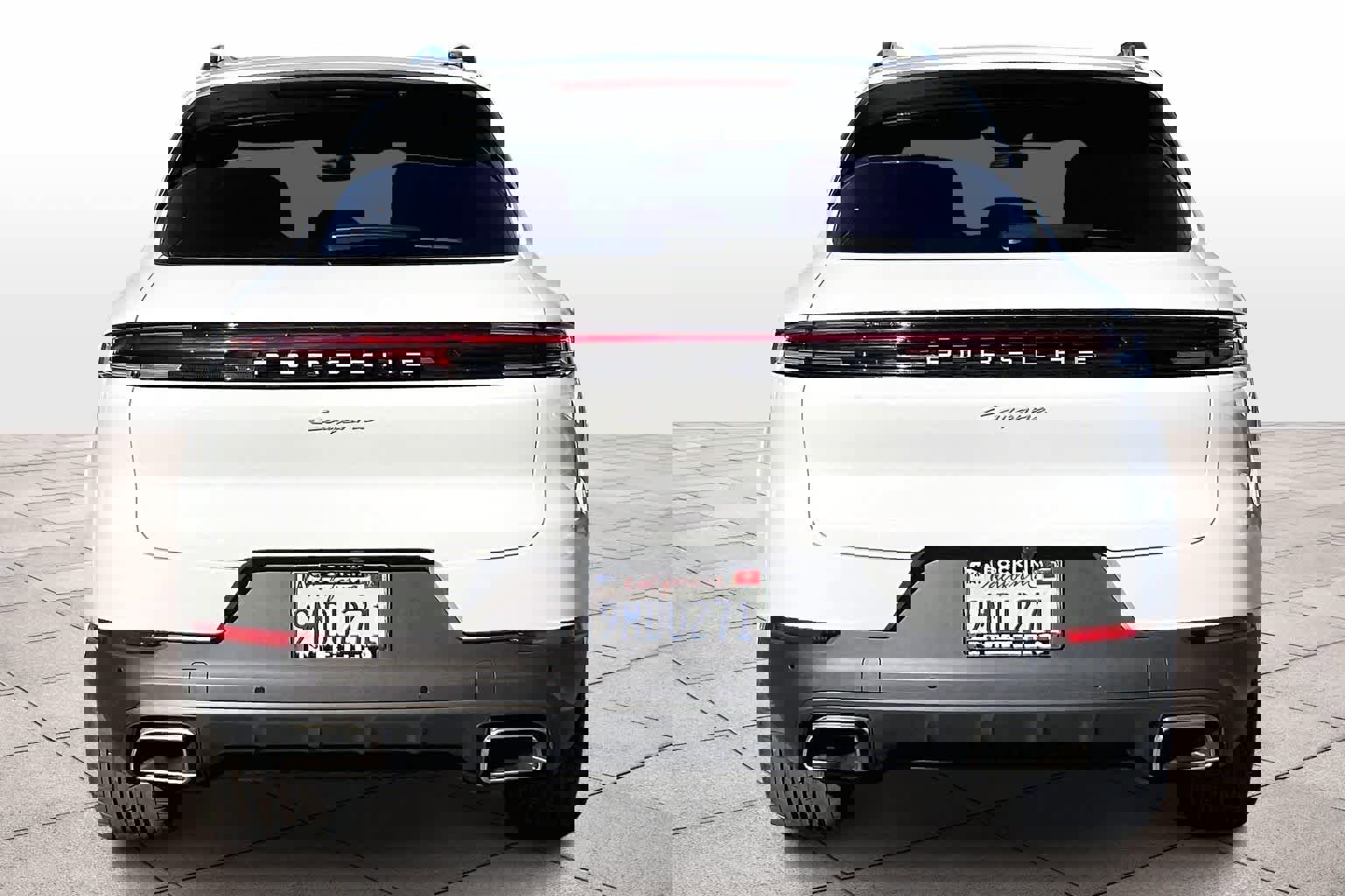 Used 2024 Porsche Cayenne image 6