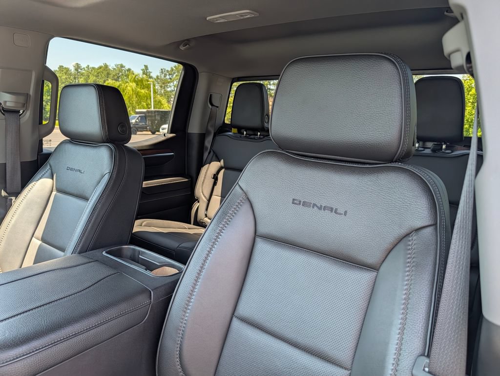 Used 2024 GMC Sierra 1500 Denali w/ Denali Reserve Package AWD/4WD image 19