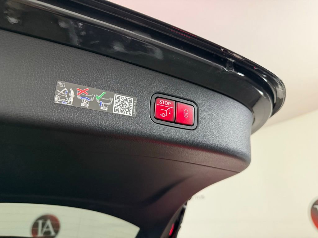 New 2026 Mercedes-Benz GLC 300 4MATIC image 38