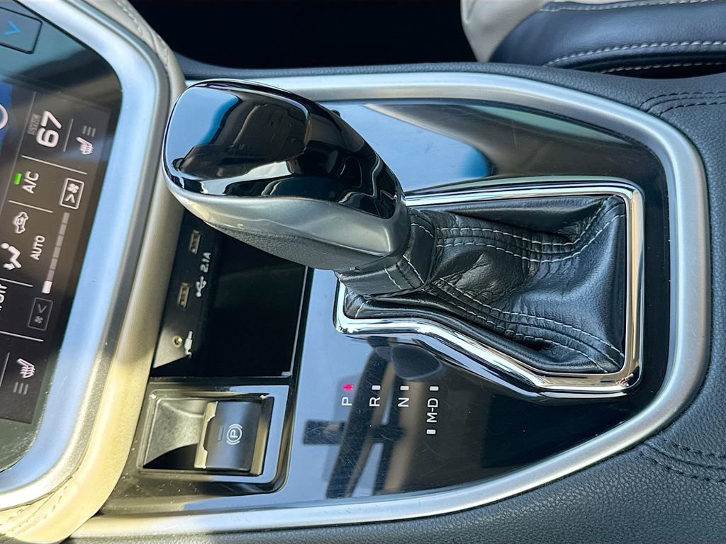 Used 2021 Subaru Outback Limited image 22