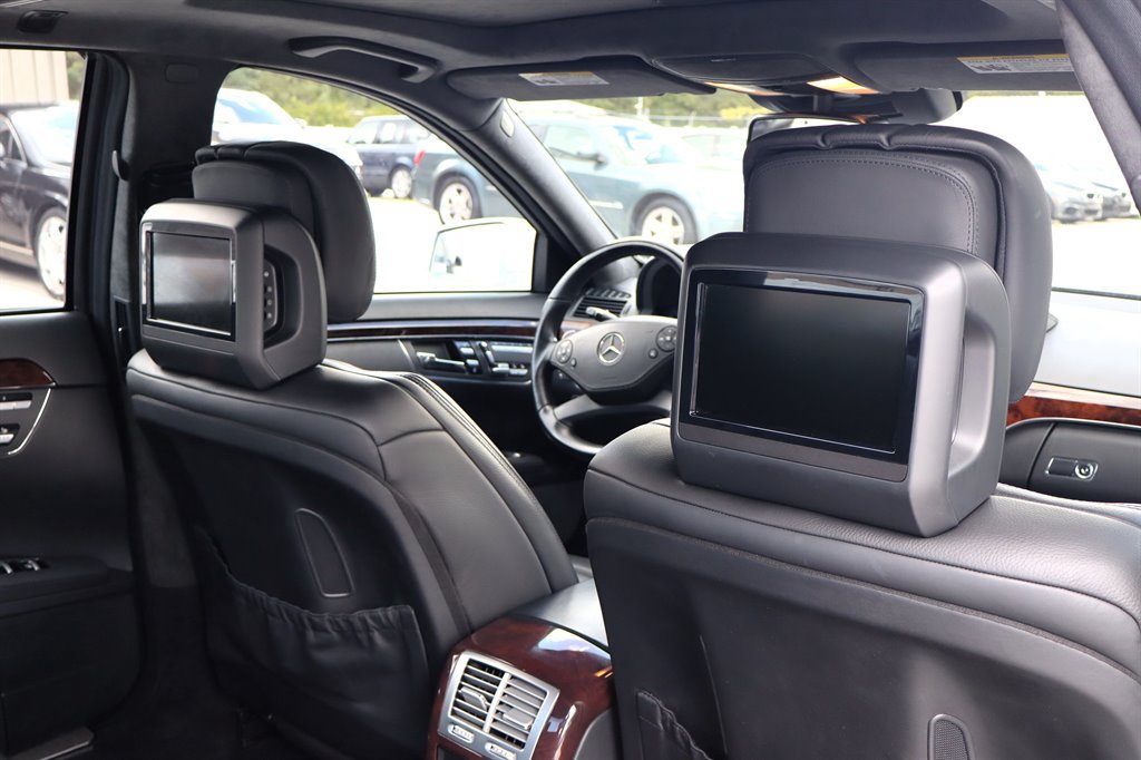 Used 2010 Mercedes-Benz S 63 AMG image 35