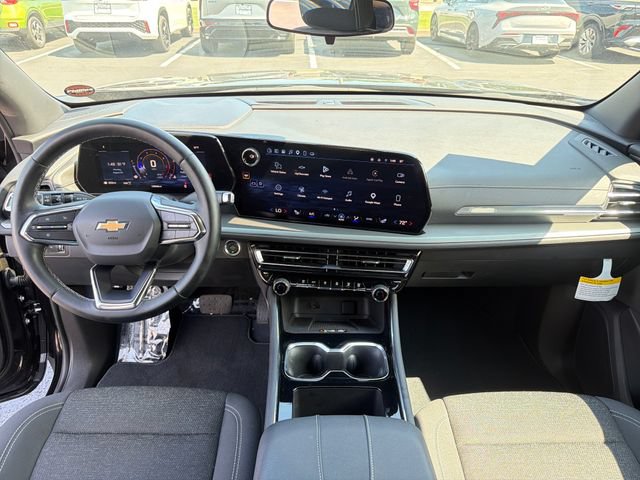 Certified 2025 Chevrolet Traverse LT AWD/4WD image 14