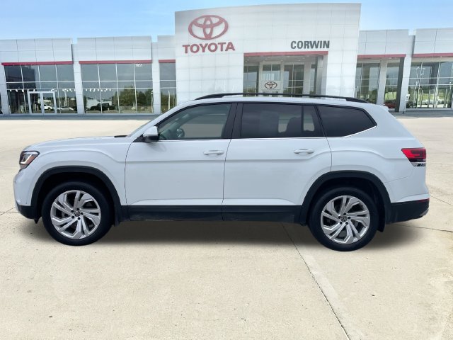 Used 2023 Volkswagen Atlas SE AWD/4WD image 2