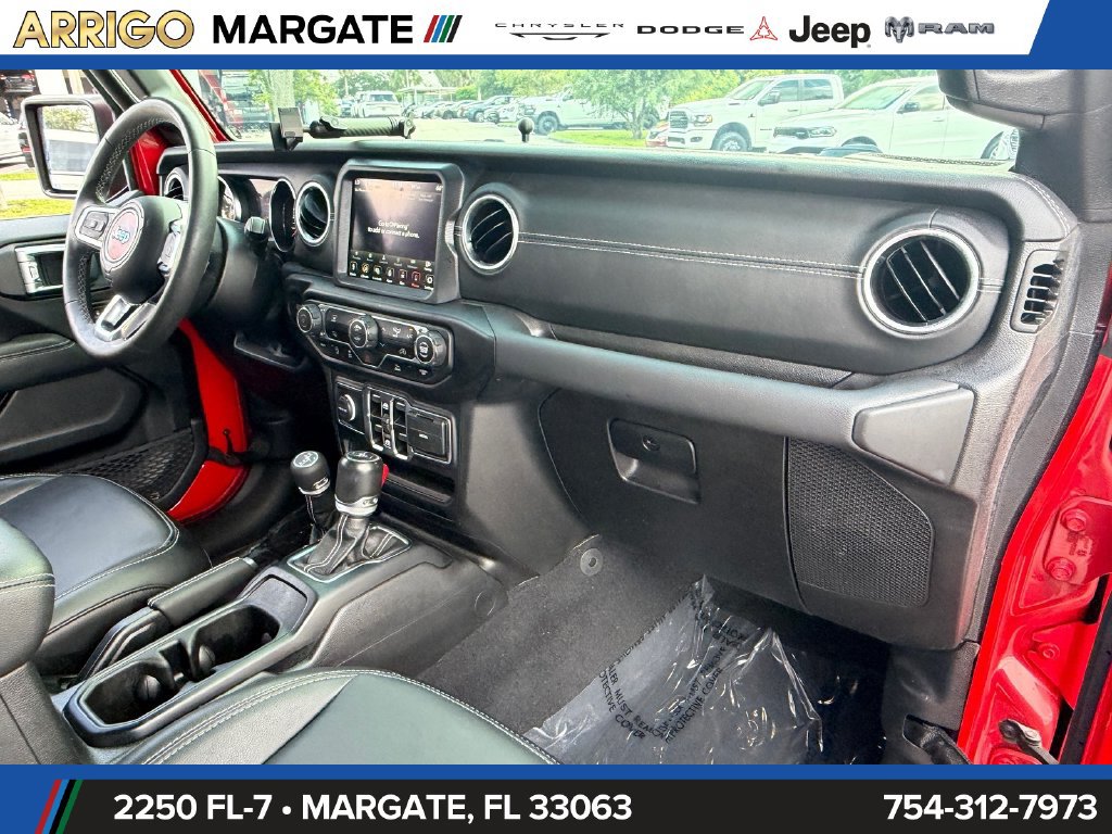 Certified 2023 Jeep Gladiator Overland w/ Popular Equipment Package AWD/4WD image 18