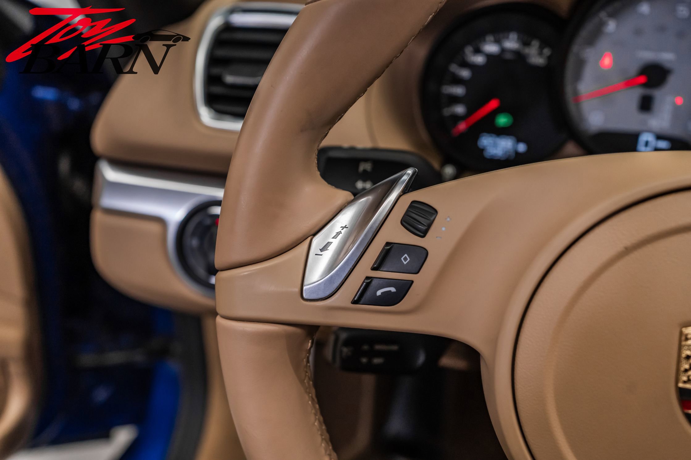 Used 2013 Porsche Boxster S image 39