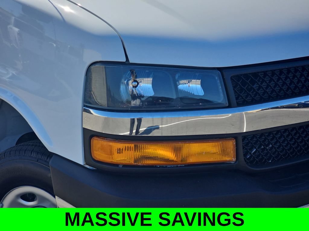 New 2023 Chevrolet Express 3500 w/ Power Convenience Package RWD image 32