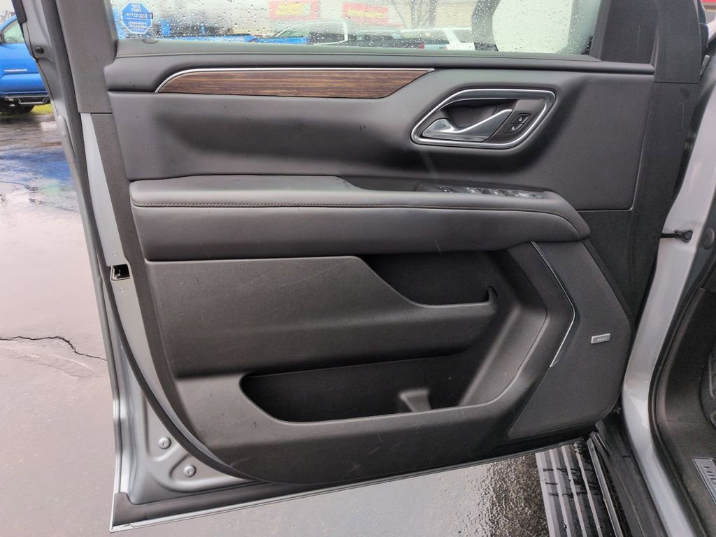 Used 2023 Chevrolet Tahoe High Country w/ Advanced Technology Package AWD/4WD image 10