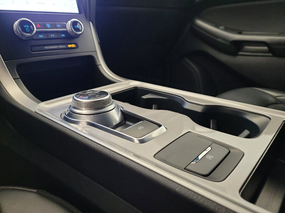 Used 2024 Ford Edge SEL image 26