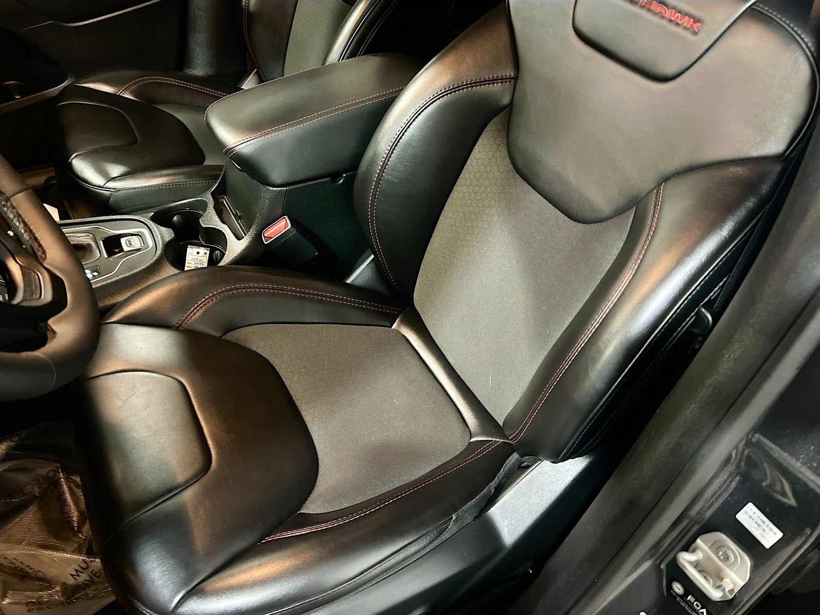 Used 2022 Jeep Cherokee Trailhawk w/ Comfort/Convenience Group image 19