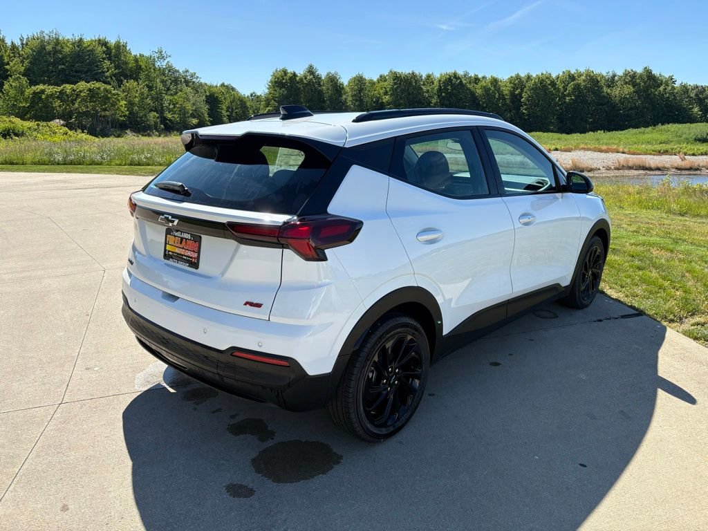 New 2027 Chevrolet Bolt RS FWD image 9