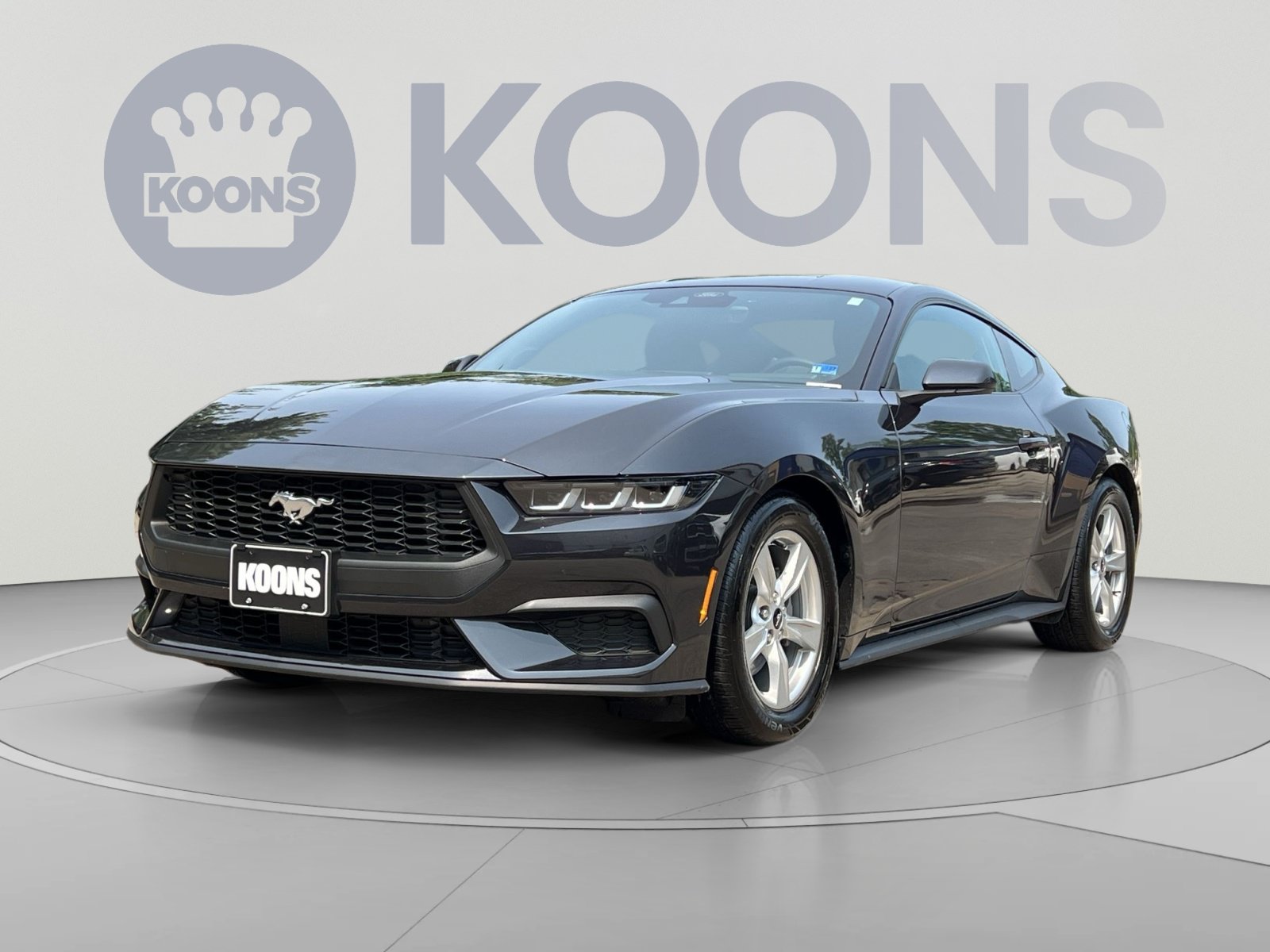 Used 2024 Ford Mustang Coupe RWD image 1